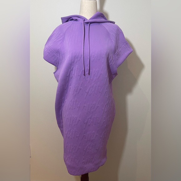 Yitty Sleeveless Open Back Hoodie - Picture 3 of 8